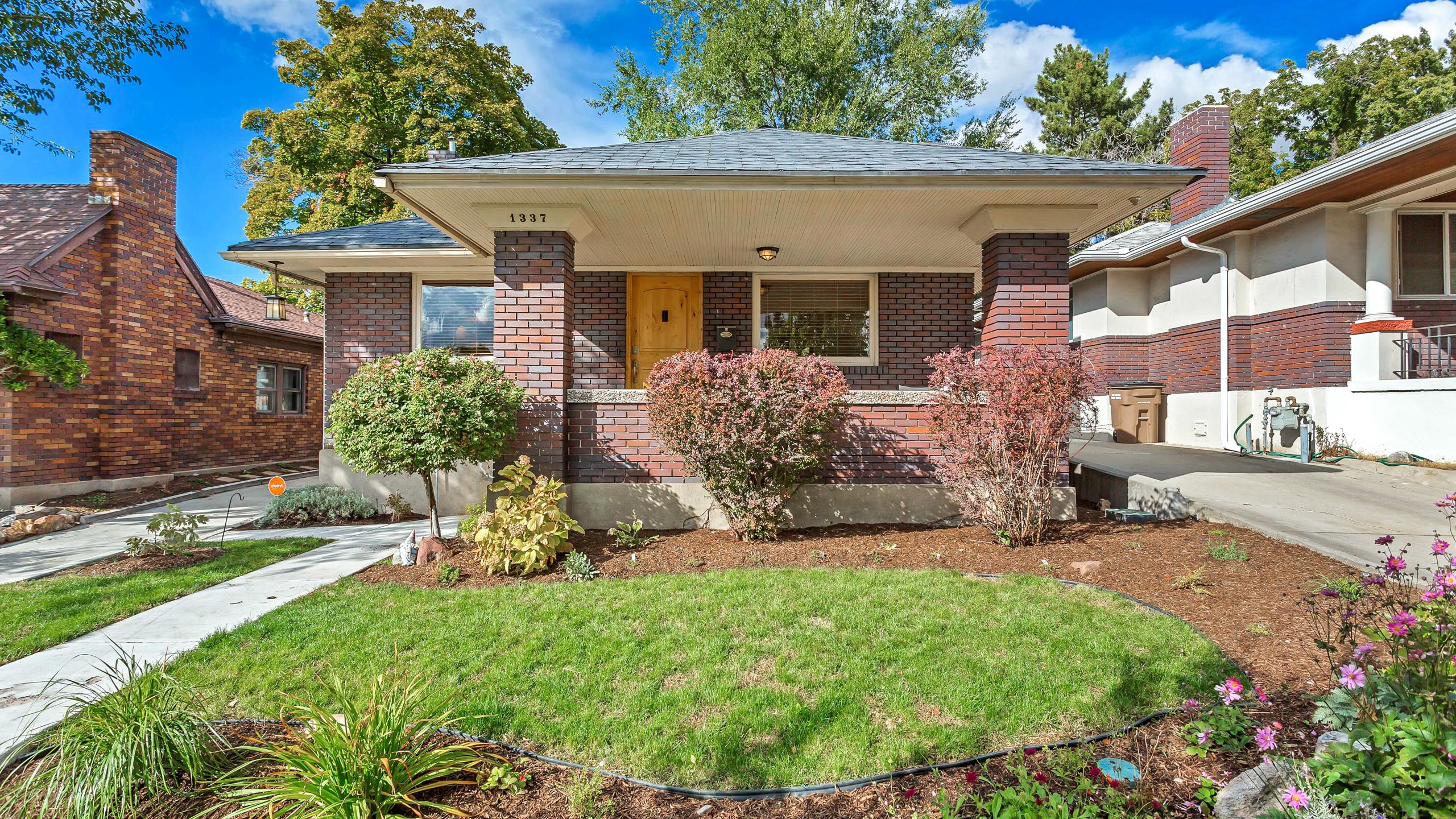 Harvard & Yale Home Works